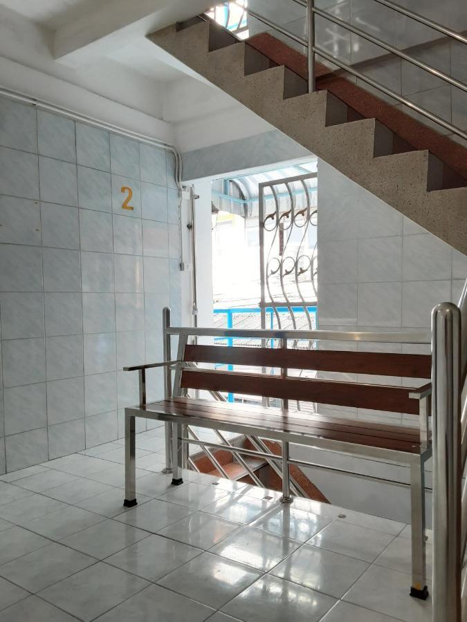 New Central Guesthouse Μπανγκόκ Εξωτερικό φωτογραφία